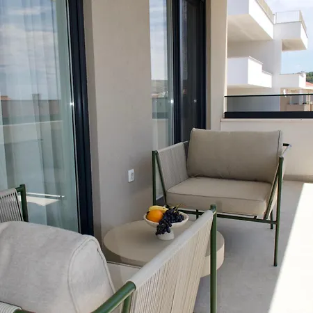 Olivetum Luxury With Pool Apartman