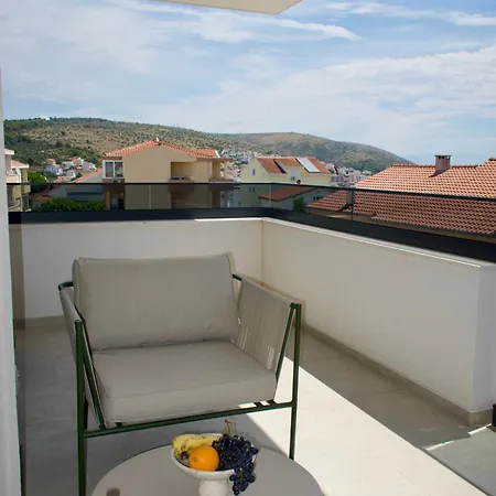 Apartman Olivetum Luxury With Pool